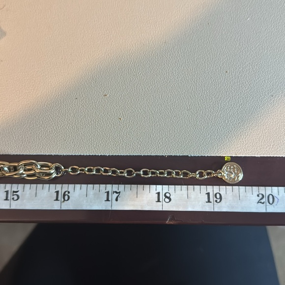 Dana Buchman statement necklace - Picture 4 of 4